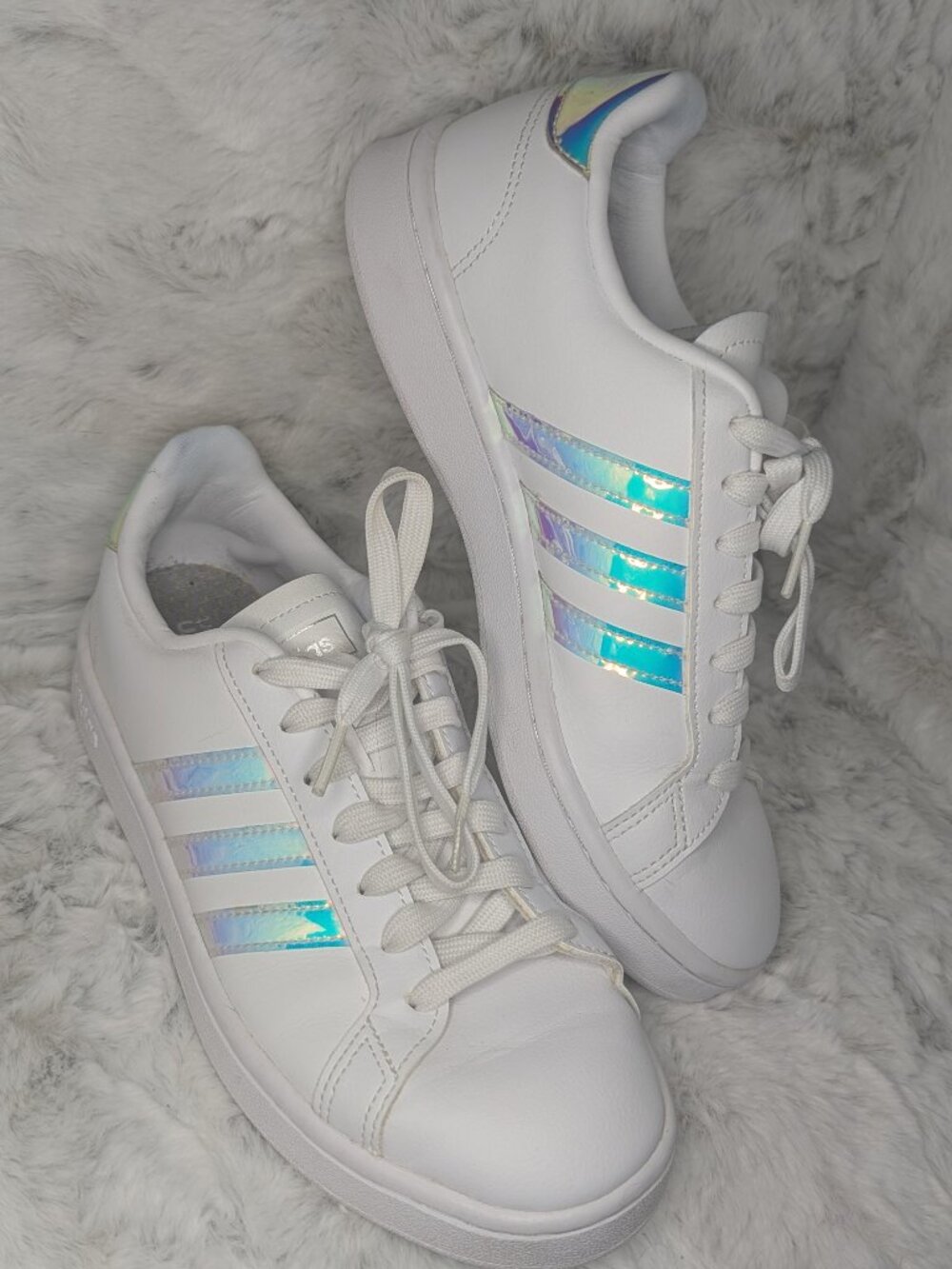 Adidas Grand Court Women's Size 8 White Holographic Iridescent Sneakers EUC